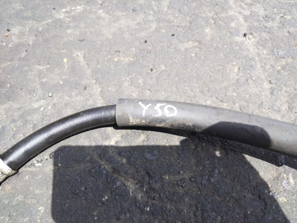 Шланг гидроусилителя на Nissan Fuga Y50 VQ25DE