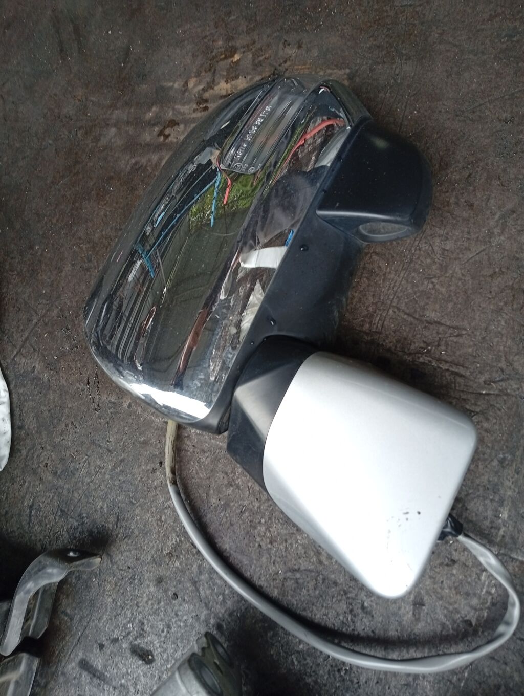 Зеркало двери боковой на Toyota Noah ZRR70G, Левое расположение