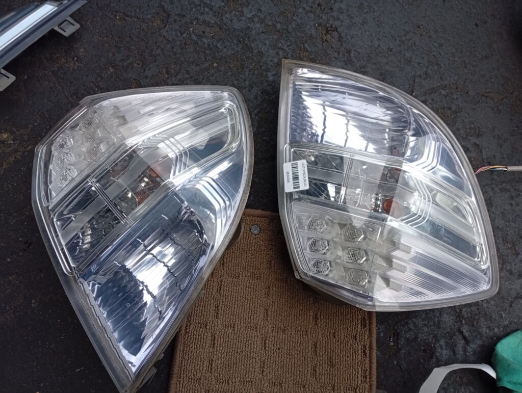 Стоп на Honda Fit Hybrid GP1 P9883