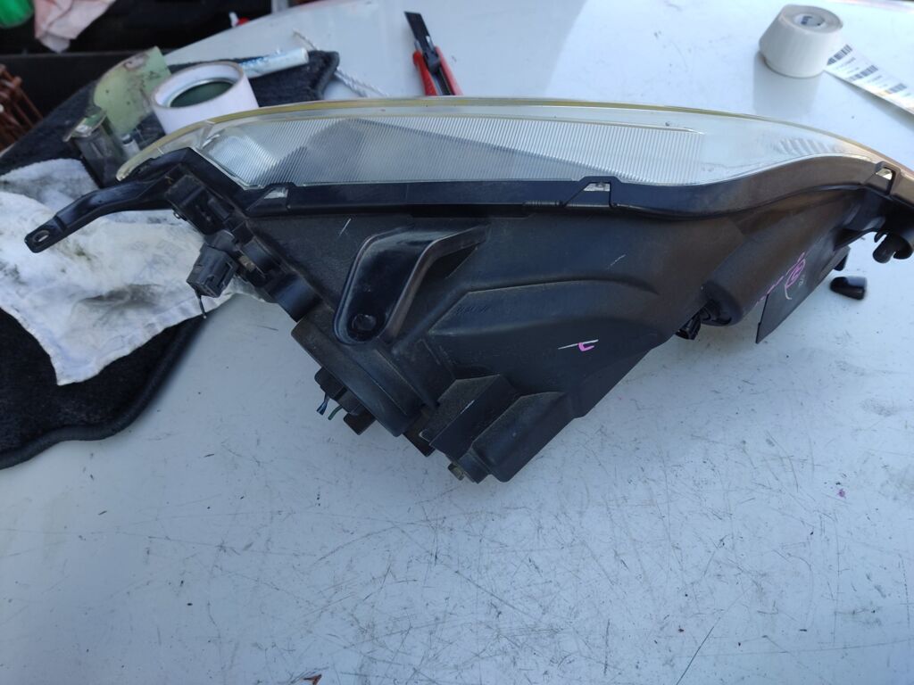 Фара на Mazda Demio DY3W P1919