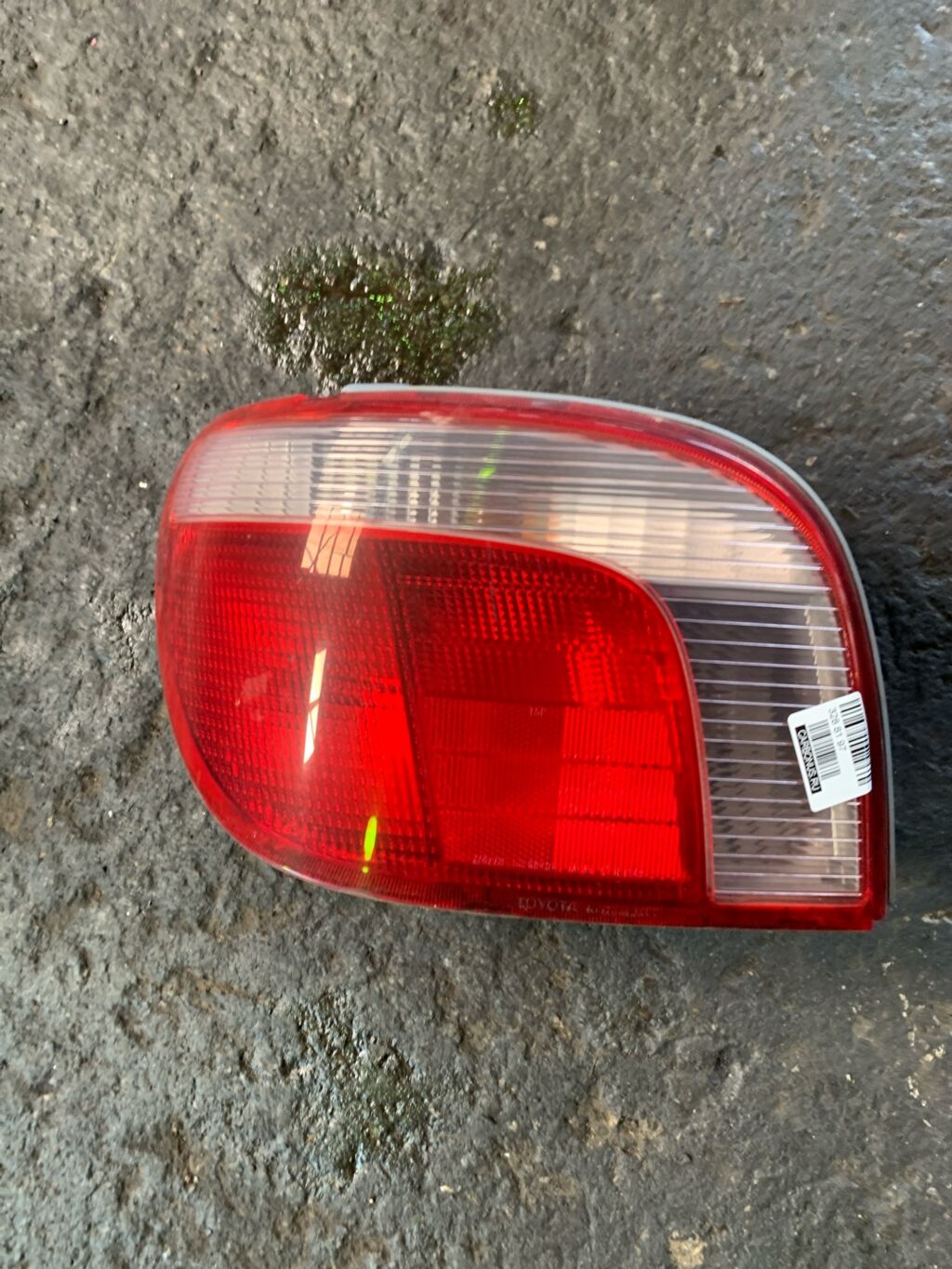 Стоп на Toyota Vitz SCP10 52-004, Левое расположение