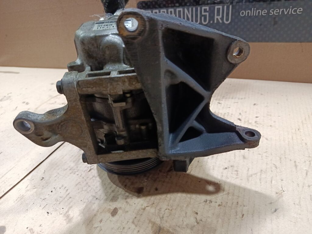Компрессор кондиционера на Subaru Legacy Wagon BH5 EJ206 Фото 6