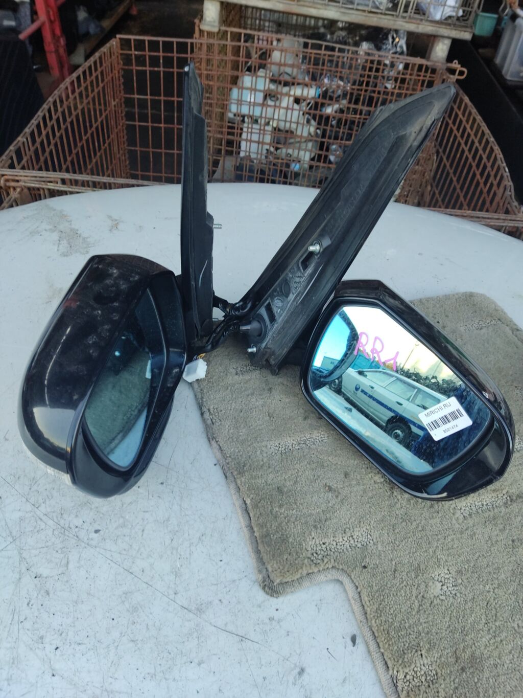Зеркало двери боковой на Honda Elysion RR1