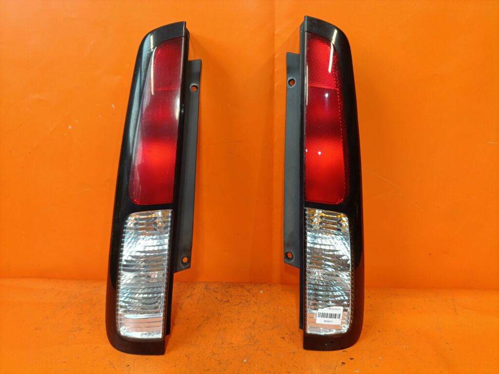 Стоп на Nissan Cube AZ10 4819