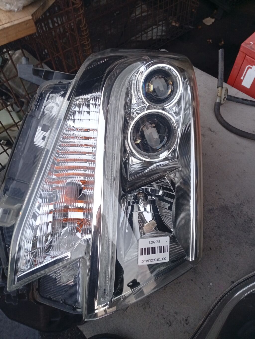 Фара на Daihatsu Tanto LA600S 100-51392, Правое расположение