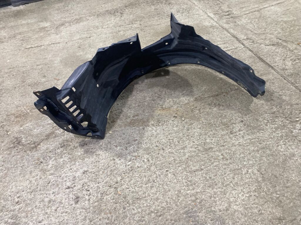 Подкрылок на Honda Freed GP3 74101-SYY-00, Переднее Правое расположение