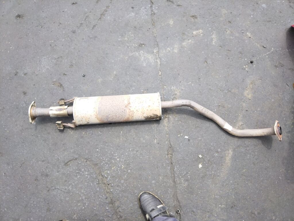 Глушитель на Nissan Tiida C11 HR15DE