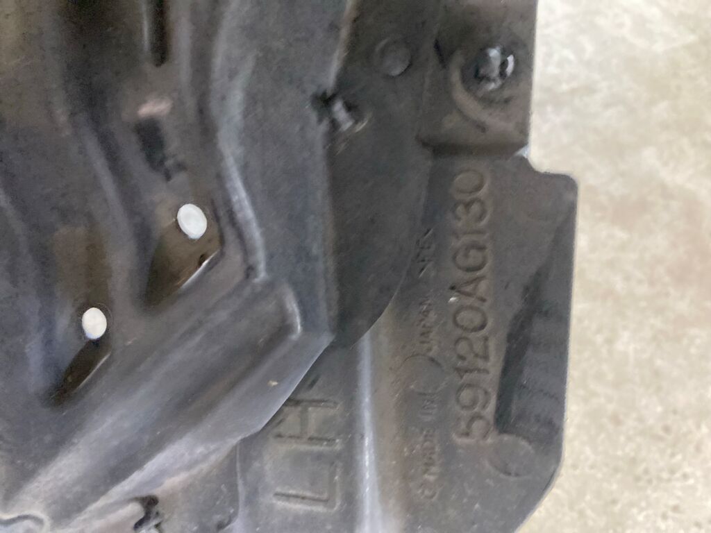 Подкрылок на Subaru Legacy BL5 59110AG011, Переднее Левое расположение