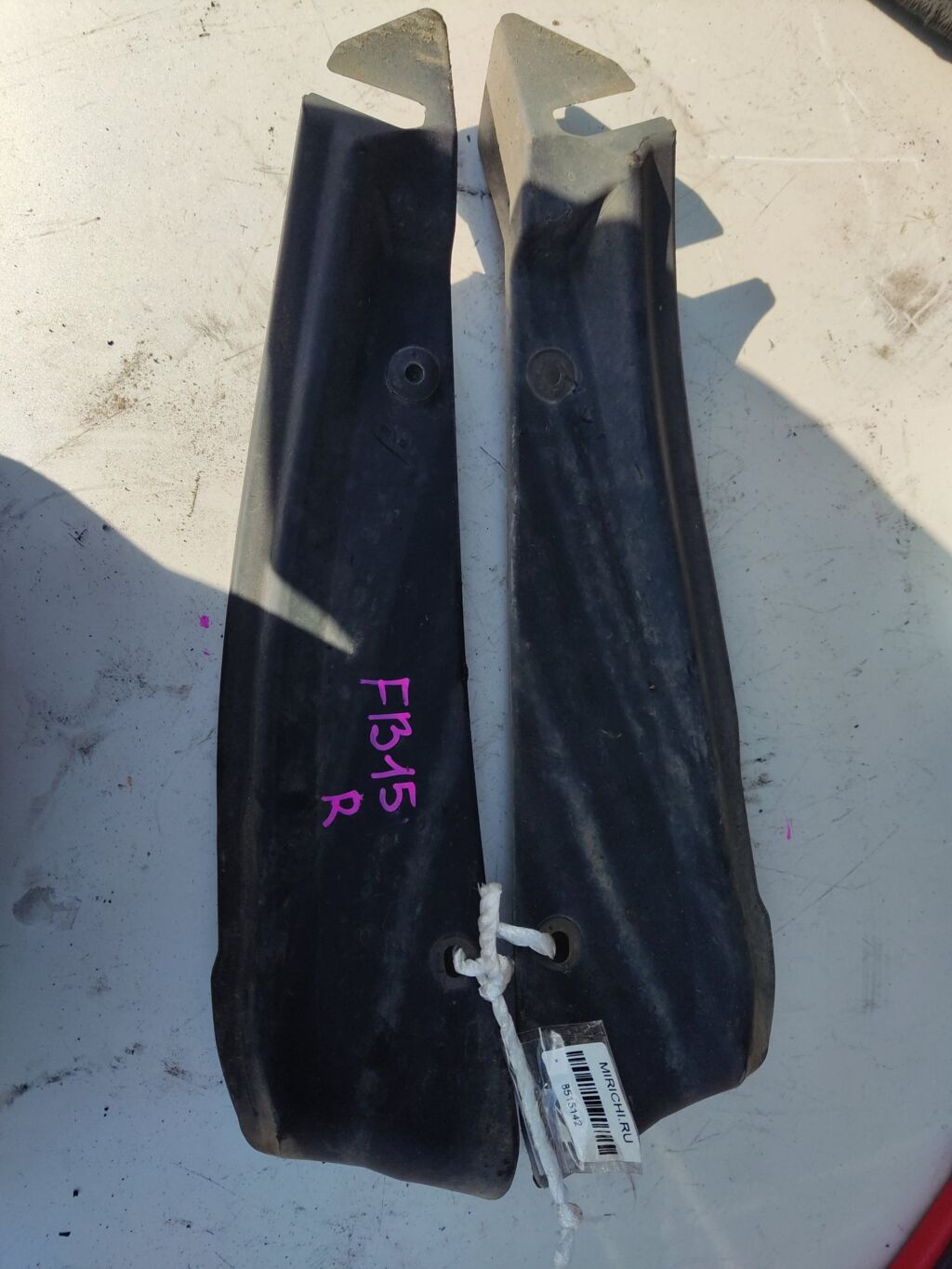Подкрылок на Nissan Sunny FB15 QG15DE 78818-8N000  78819-8N000, Заднее расположение