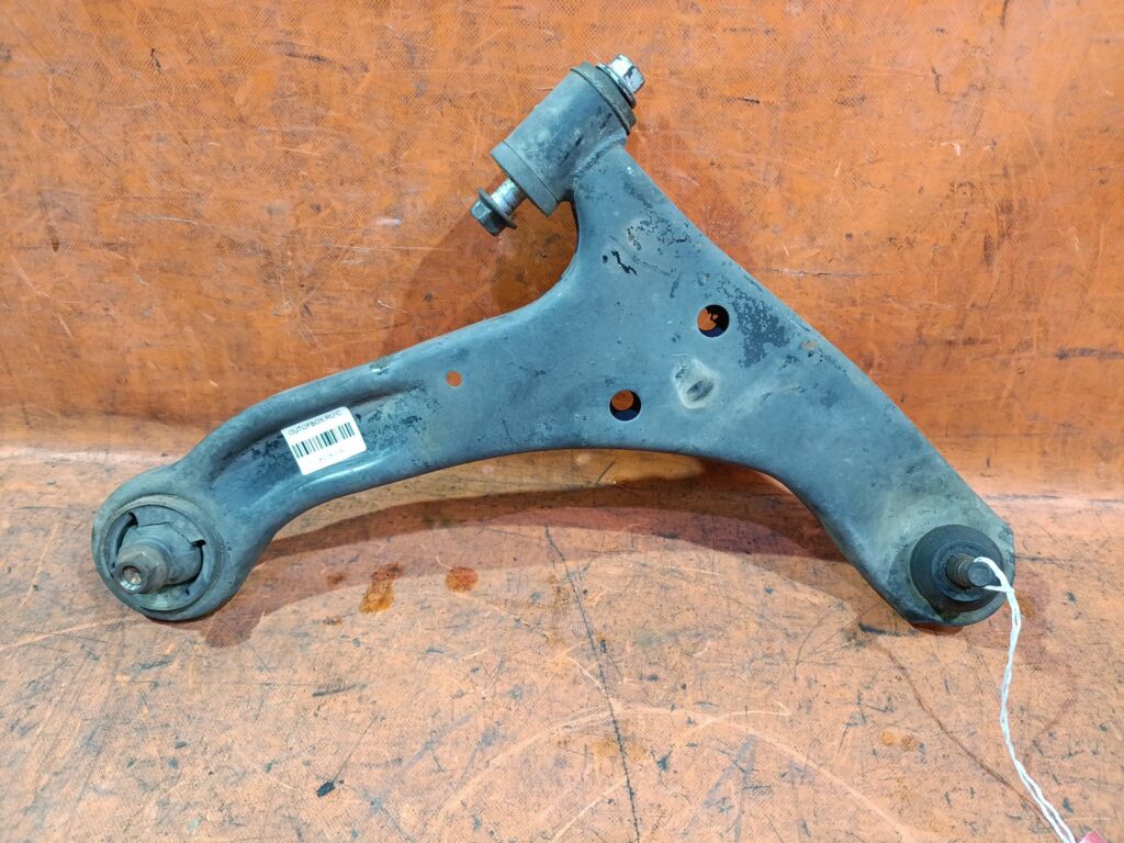 Рычаг на Suzuki Escudo TD94W H27A 45201-65J00, Переднее Правое расположение