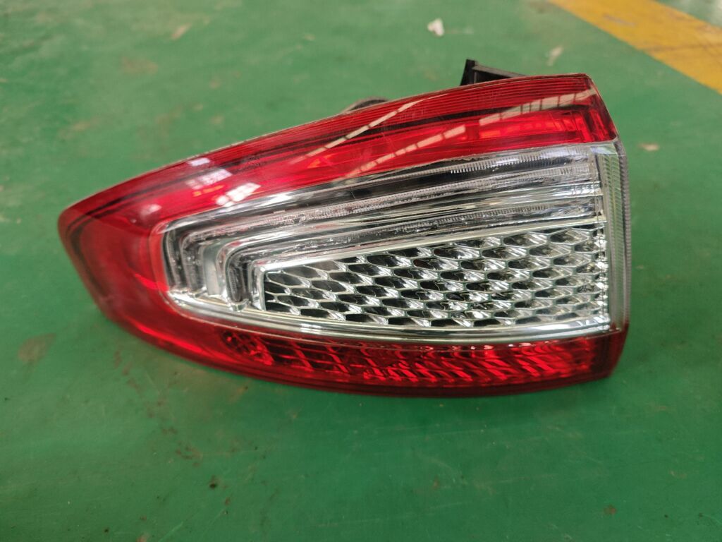 Стоп на Ford Mondeo 4 BS71-13405-CD, Левое расположение