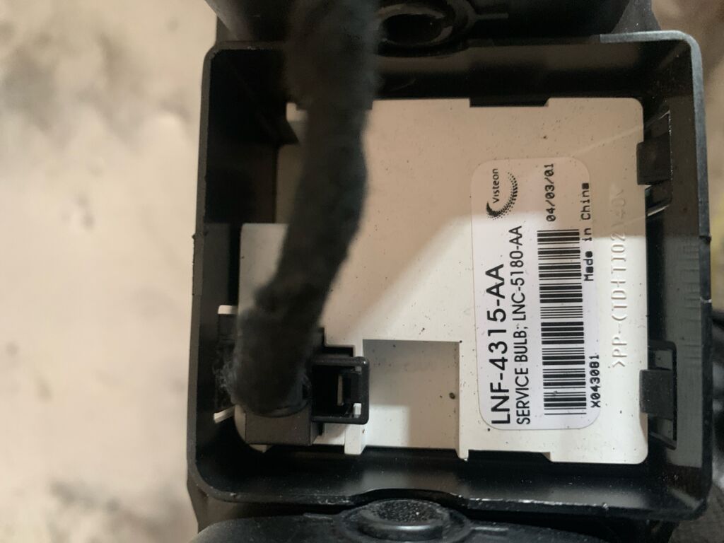 Часы на Jaguar Xj X308 82996 км LNF-4315-AA  LNC-5180-AA