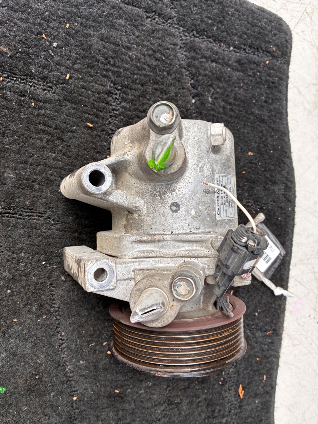 Компрессор кондиционера на Nissan March K13 HR12DE 92600-1HC1A