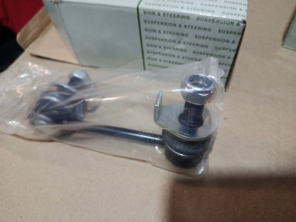 Линк стабилизатора AKITAKA 0223-S50RR, 0223-E51RR, 42604, 54618-WL010, 54618-WL01A, ADN18583, CLN73R, NP-174-2902, SLN-325R на Infiniti Fx35 S50 Фото 2