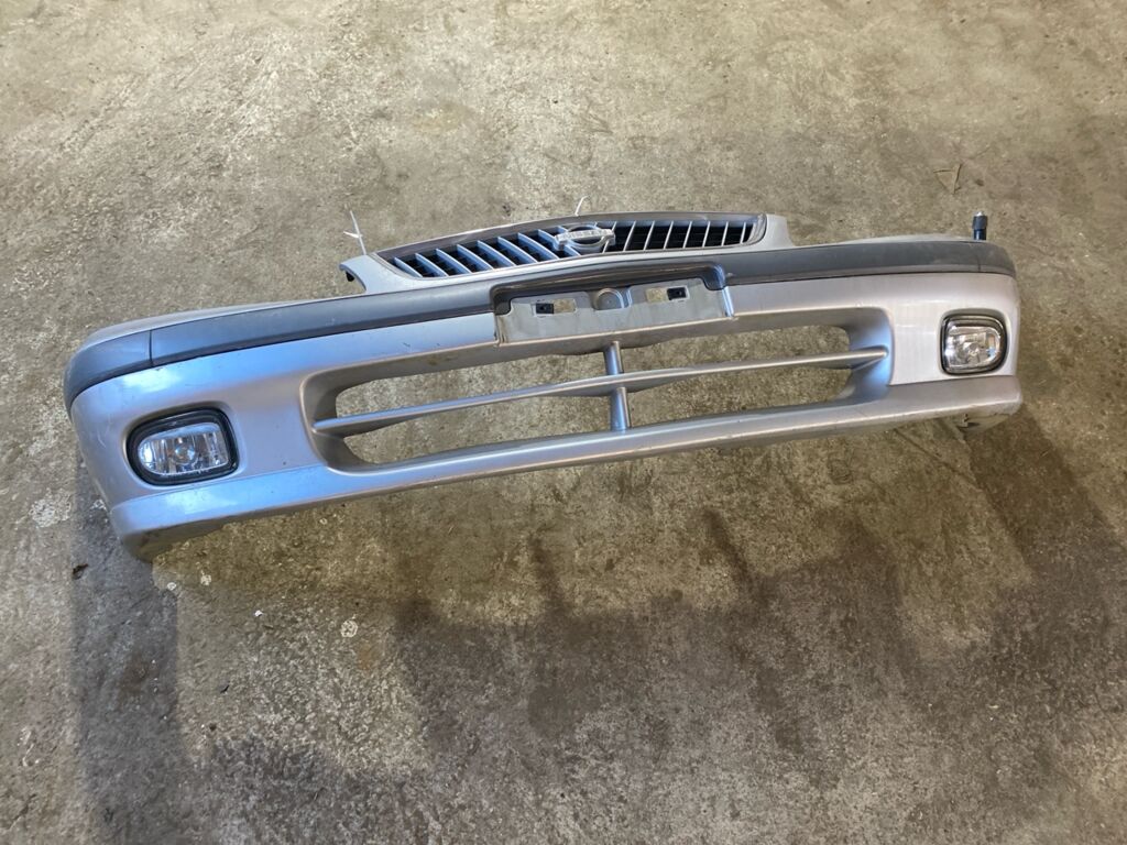 Бампер на Nissan Sunny FB15 114-63520, Переднее расположение