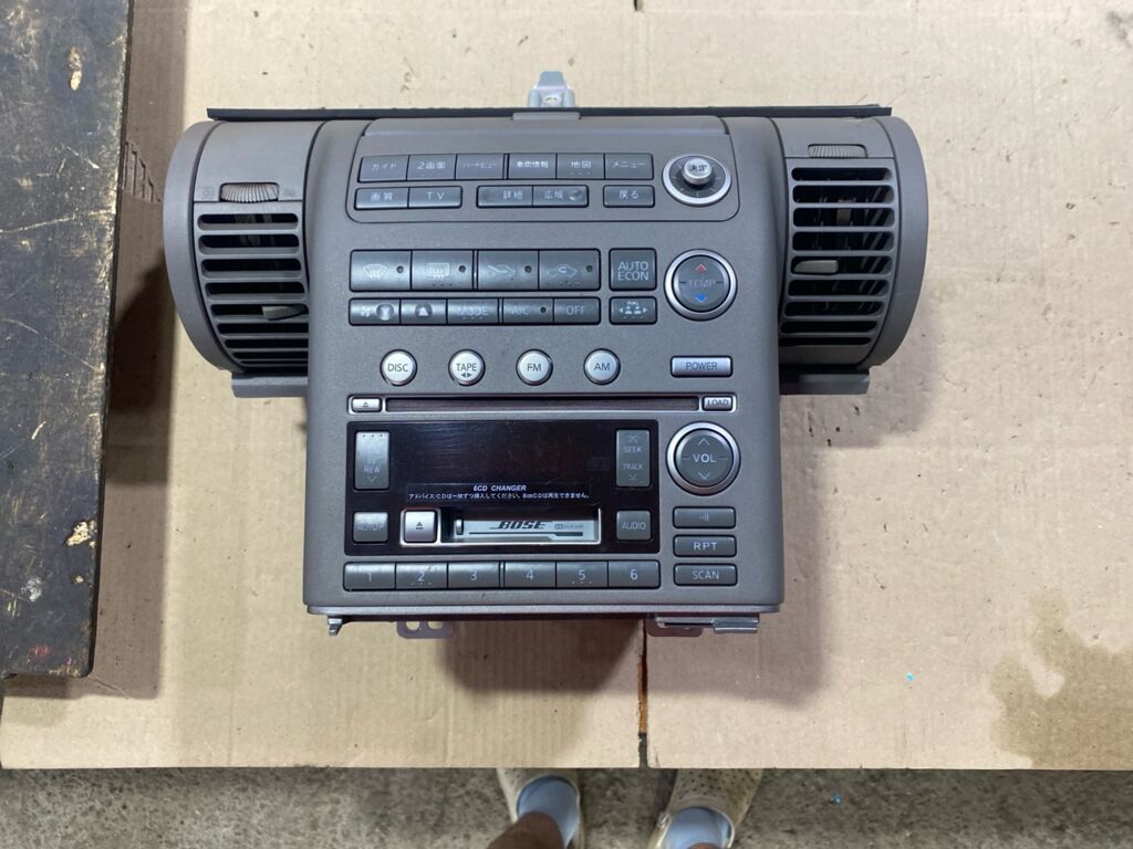 Блок управления климатконтроля на Nissan Skyline HV35 30222-YE0500