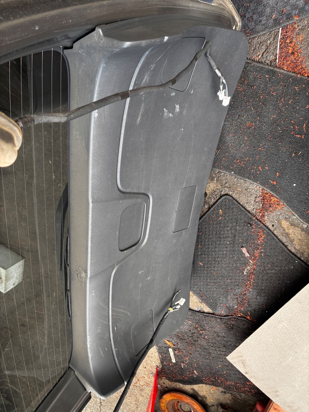 Дверь задняя на Nissan Wingroad Y12 132-24857