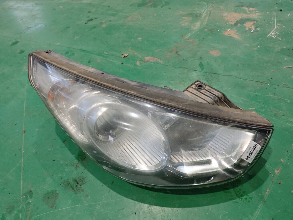 Фара на Hyundai Ix35 LM 92102-2Z000, Правое расположение