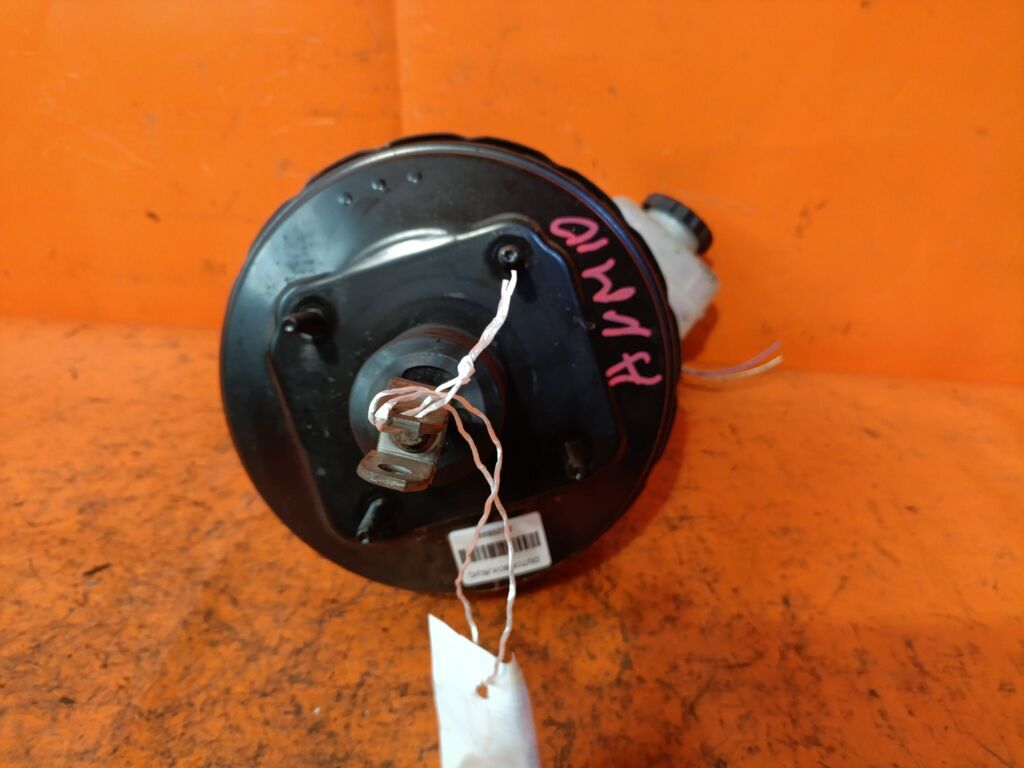 Главный тормозной цилиндр на Toyota Isis ANM10W 1AZ-FSE 47201-68010