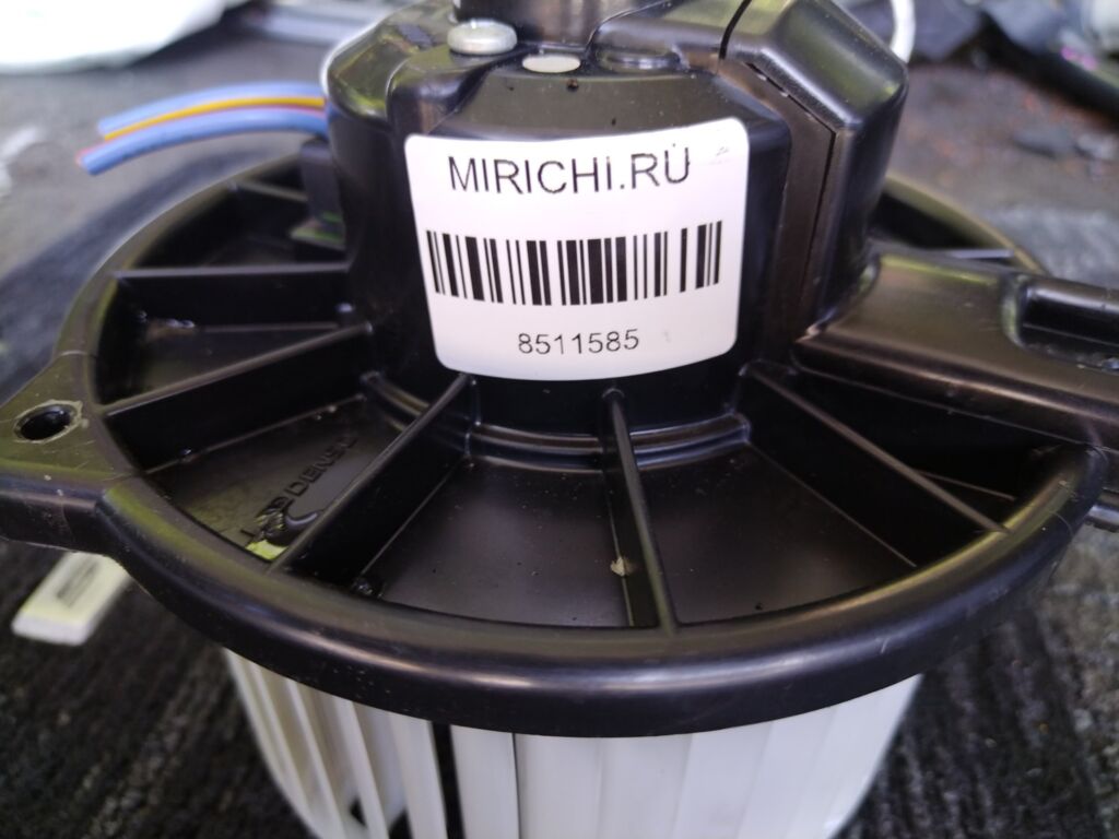 Мотор печки на Toyota Funcargo NCP21 Фото 2