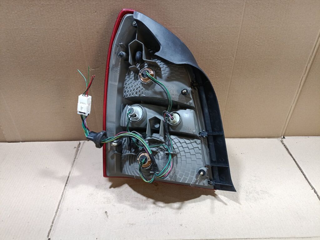 Стоп 4911 4911 на Nissan Primera QP12 Фото 2