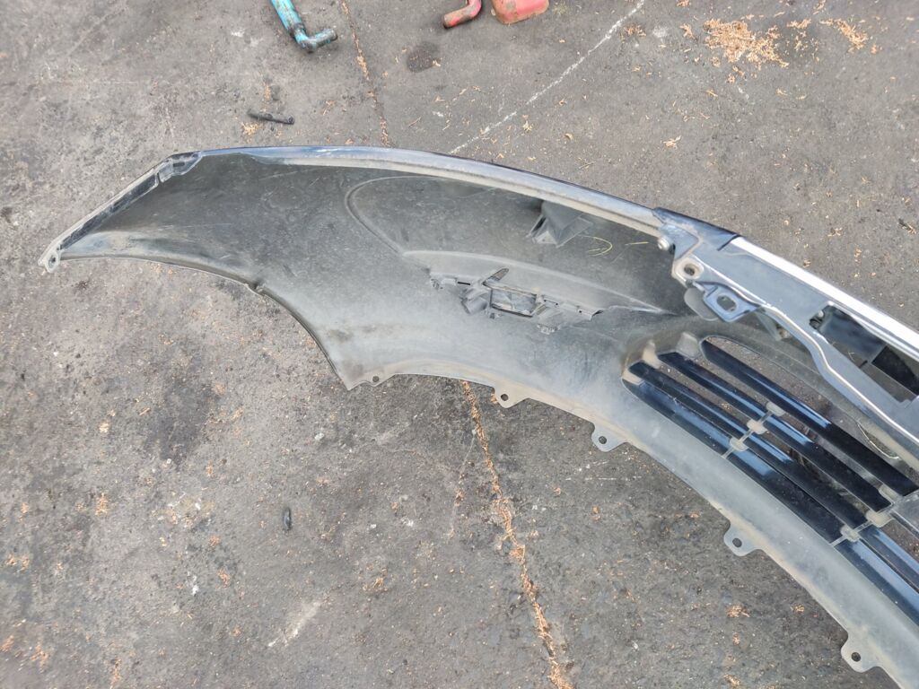 Бампер на Mitsubishi Colt Z21A MN170471, Переднее расположение