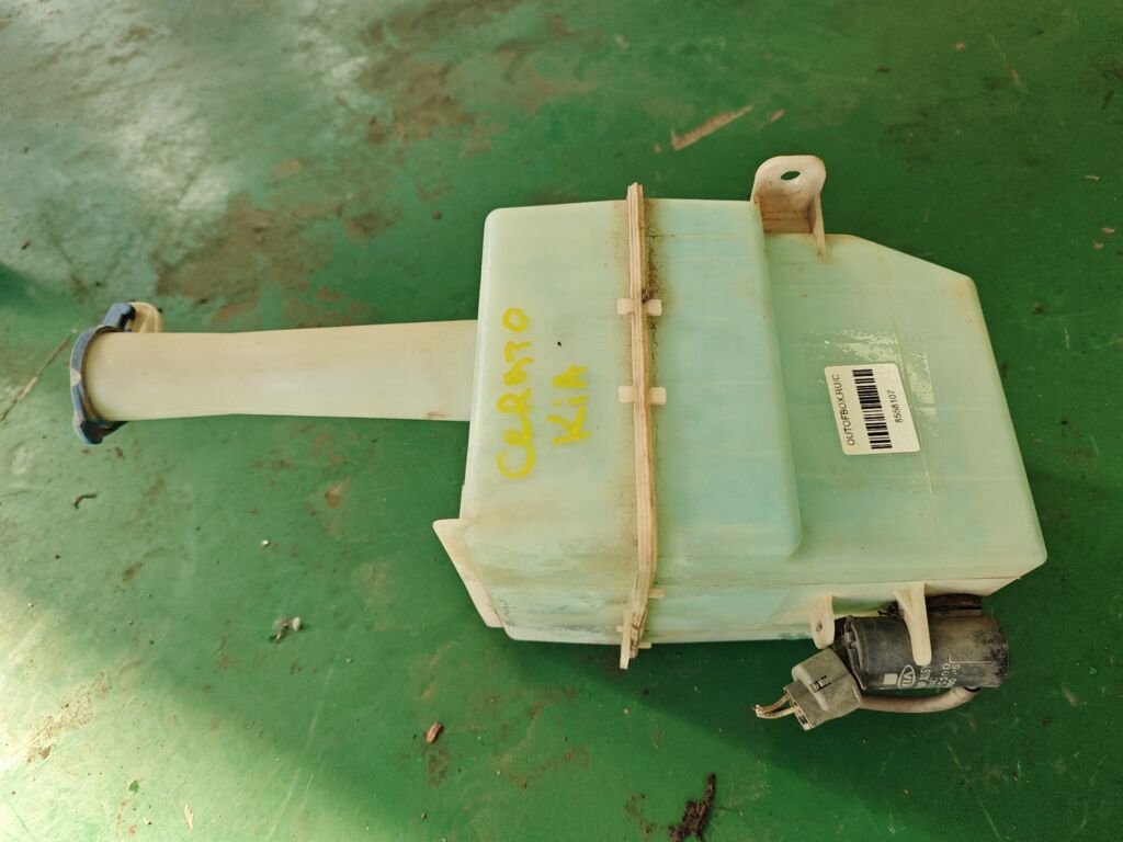 Бачок омывателя на Kia Cerato LD 98610-2F500  98510-1C500