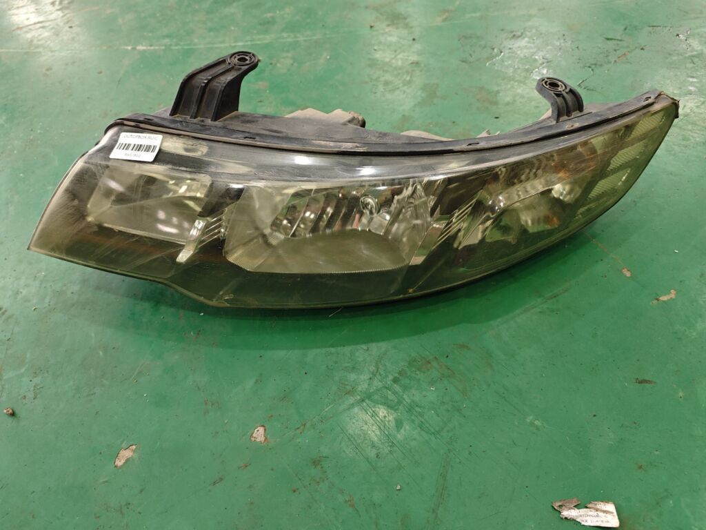Фара на Kia Cerato TD, Левое расположение