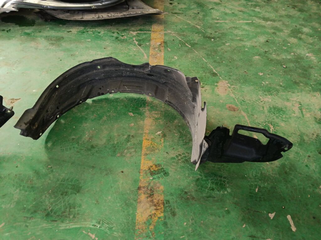 Подкрылок на Toyota Corolla ZRE120L 1ZR-FE 53876-YK010, Переднее Левое расположение