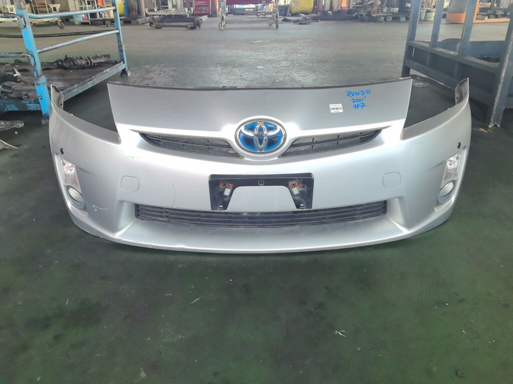 Бампер 47-39 47-39,52119-47080 на Toyota Prius ZVW30 Фото 2