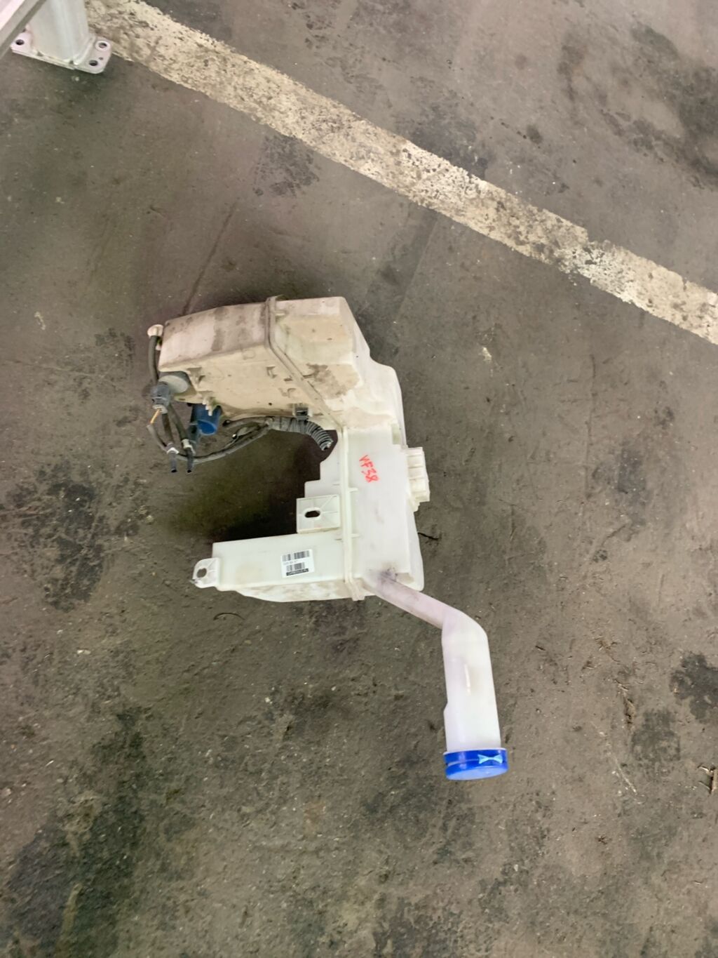 Бачок омывателя на Peugeot 508 VF38 9686438380