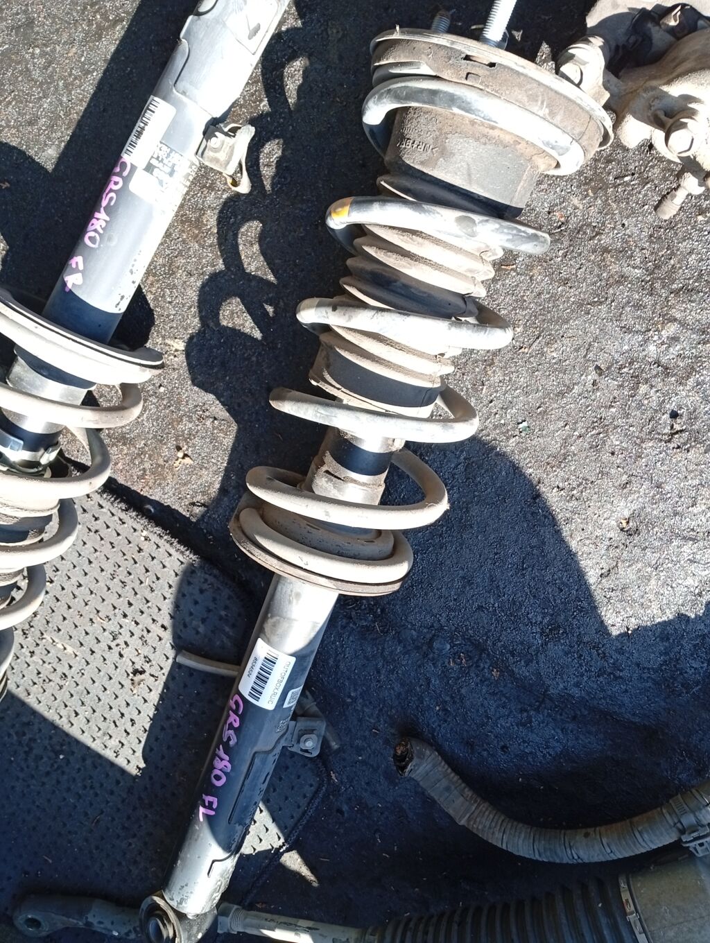 Стойка амортизатора на Toyota Crown GRS180 4GR-FSE 48520-30103, Переднее Левое расположение