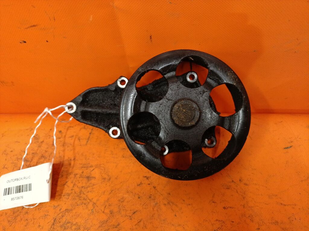 Помпа на Honda Stepwgn RF3 K20A