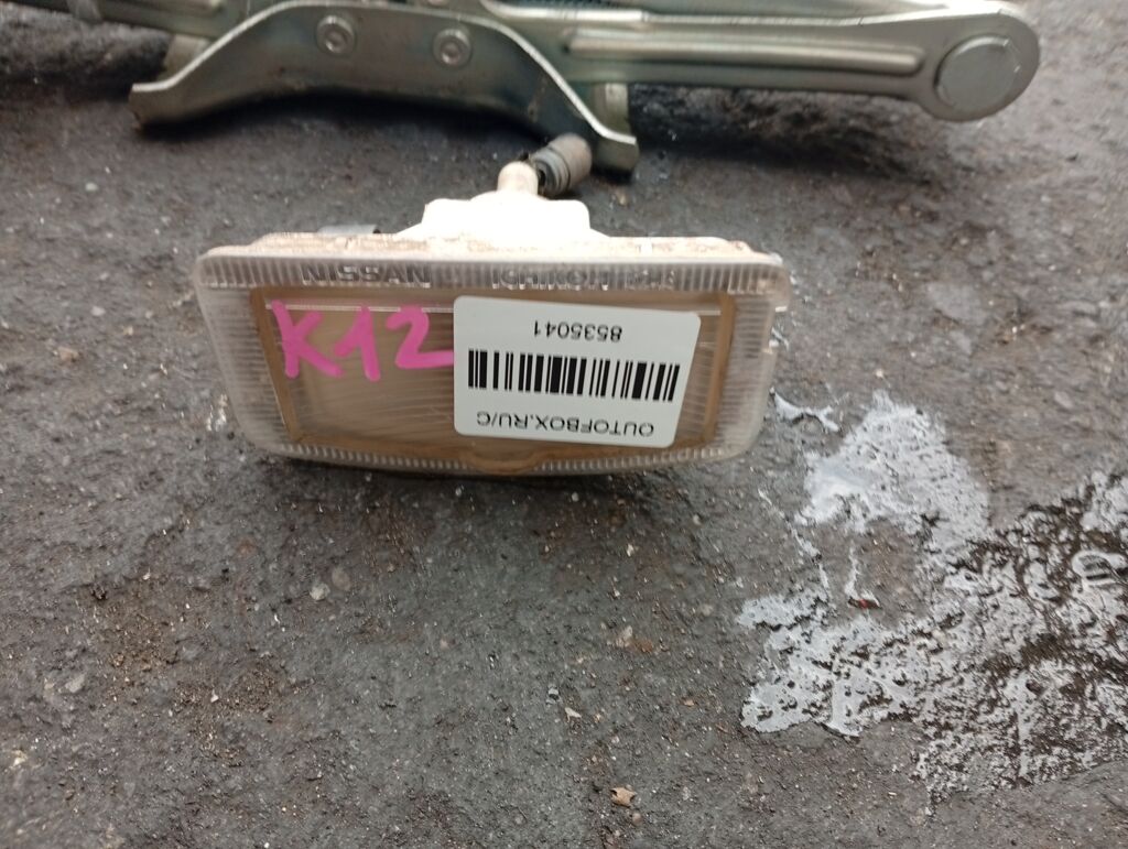 Подсветка номера на Nissan March AK12 6243