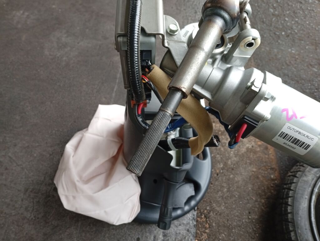 Рулевая колонка на Nissan Note E12