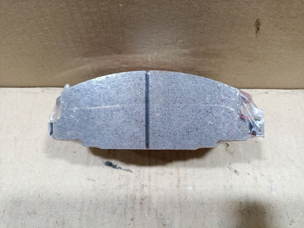 Тормозные колодки на Isuzu Bighorn UBS55FW tds TD-086-4196  10264  140853  140853700  140853825  1605825  1605916  1605931  1V4K3328Z  1Y2C-33-28Z  1Y2C3328ZE  2154302  2154304  249004BSX  249024SX  31109  363700203003  402B0410  5-94461155  8-94335787  8-94388198  8-94461155  8-94461155-0  8-94473-5330  8-94473533  8-94483220  8-94483220-0  8-94483220-1  8-97012880  8-97049-429-1  8-97049429  8-97049429-0  8-97079638  8-97206862  8-97206865  8943357870  8943881980  8970128800  8970796380  897114300  8971143000  8971143001  897164183  8972068620  8972068650  8DB 355 024501  8DB355016341  8DB355027041  94461155  94483220  9479  97114300  A-248WK  ADB3322  ADB3322HD  AN-248WK  AS248  ASG305M  BL1338A2  BL1338B2  BV678  CD4029M  CD4029MSTD  CD4029MTYPED  CMX363  D4029  D4029M  D4029M01  D4029M02  ELT363  FDB678  GDB870  GP04029  IE140853700  J1N010  MD160M  MDB1421  MDB81421  MKD363  MS4196  MX363  NP4000  P 59 015  PF-4196  PF4196  PN4196  RB0853  RB0853700  RN516M  SN834P  T3003  TN516M  V9118-Z008  V9118Z008, Переднее расположение