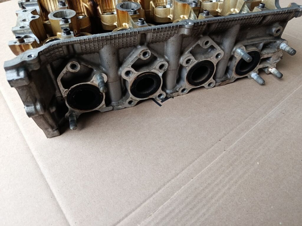 Головка блока цилиндров на Suzuki Sx4 YA11S M15A Фото 4
