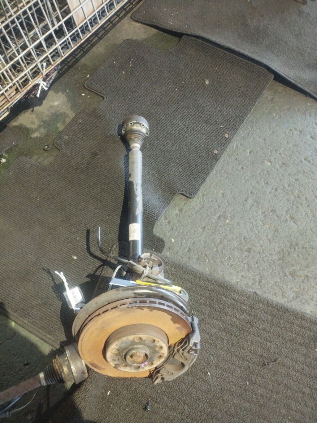 Ступица на Audi A3 8P CAXC, Переднее Правое расположение