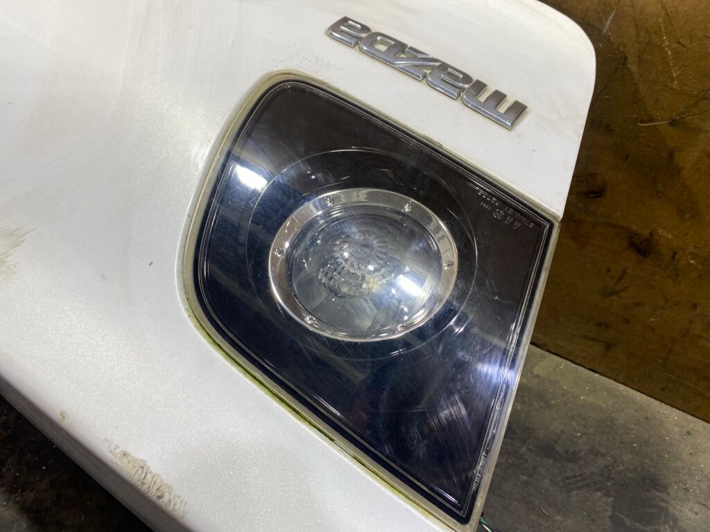 Крышка багажника P2775 P2775 на Mazda Axela BK5P Фото 6