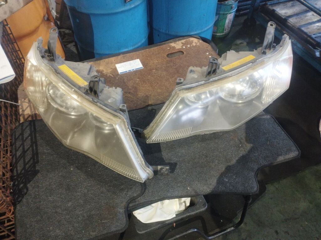 Фара на Mitsubishi Outlander CW5W P5585