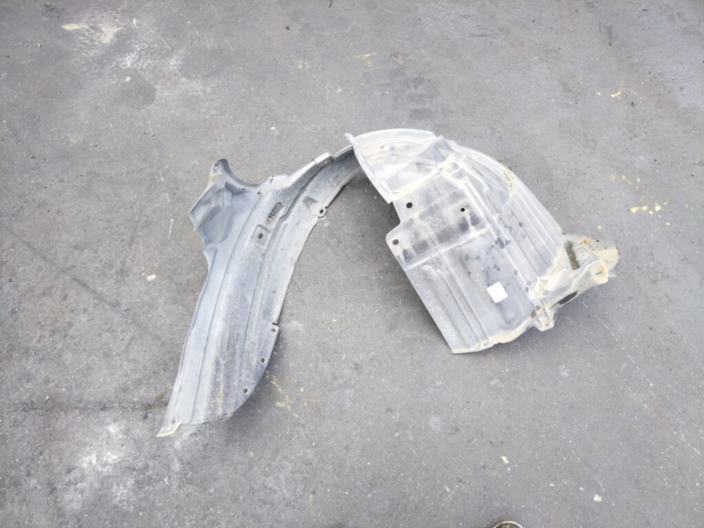 Подкрылок на Nissan March AK12 CR12DE 63843-CT00A, Переднее Левое расположение