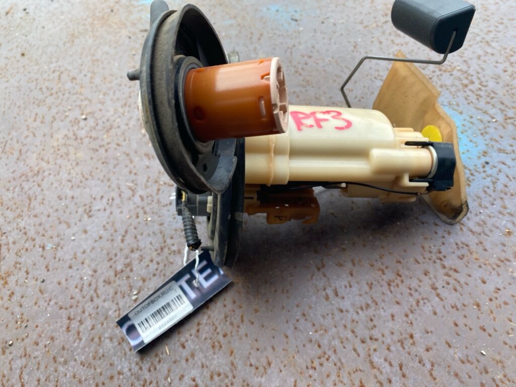 Бензонасос на Honda Stepwgn RF3 K20A Фото 4