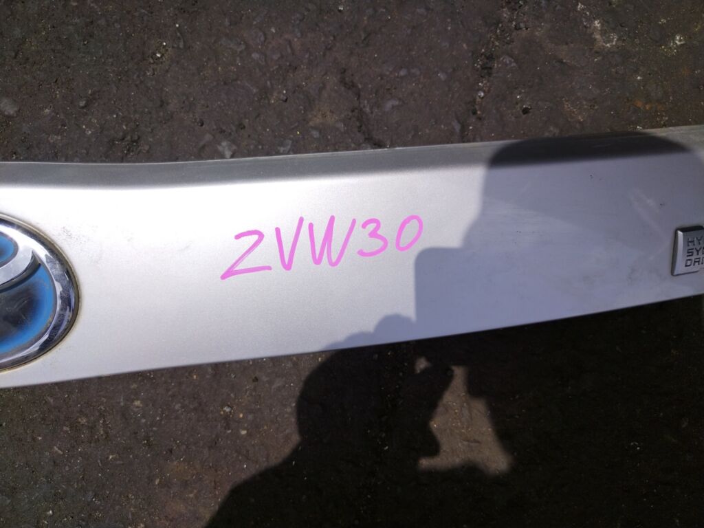 Ручка двери 76801-EQ900/020 на Toyota Prius ZVW30 Фото 2