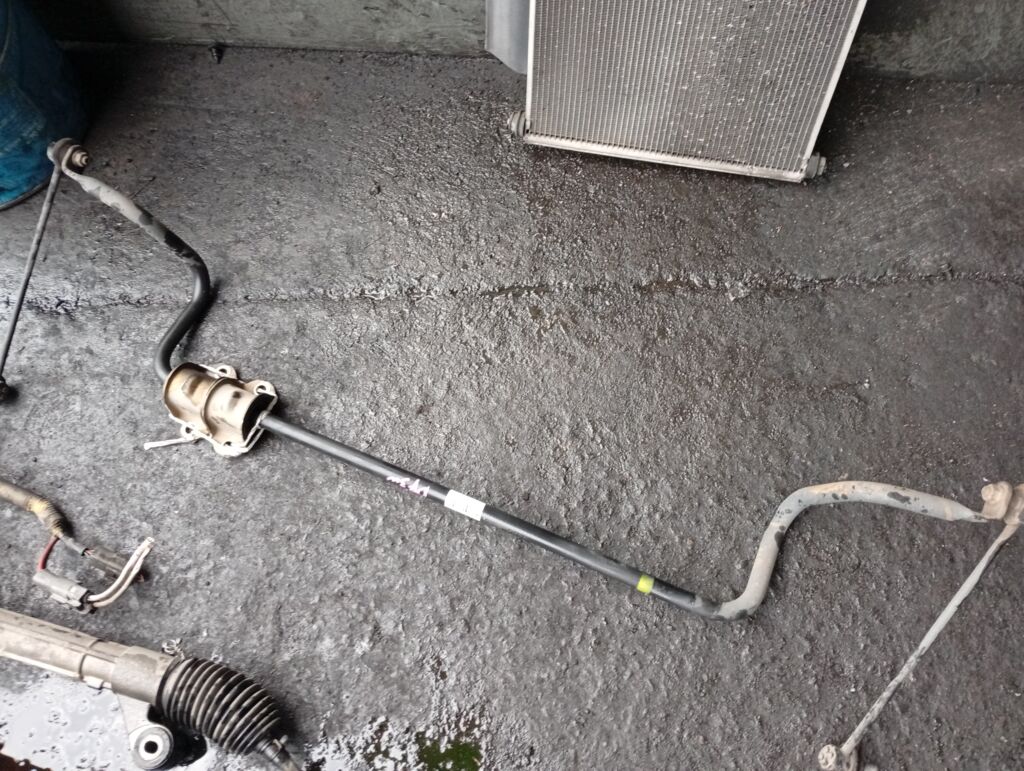 Стабилизатор на Mazda Demio DY3W ZJ-VE, Переднее расположение