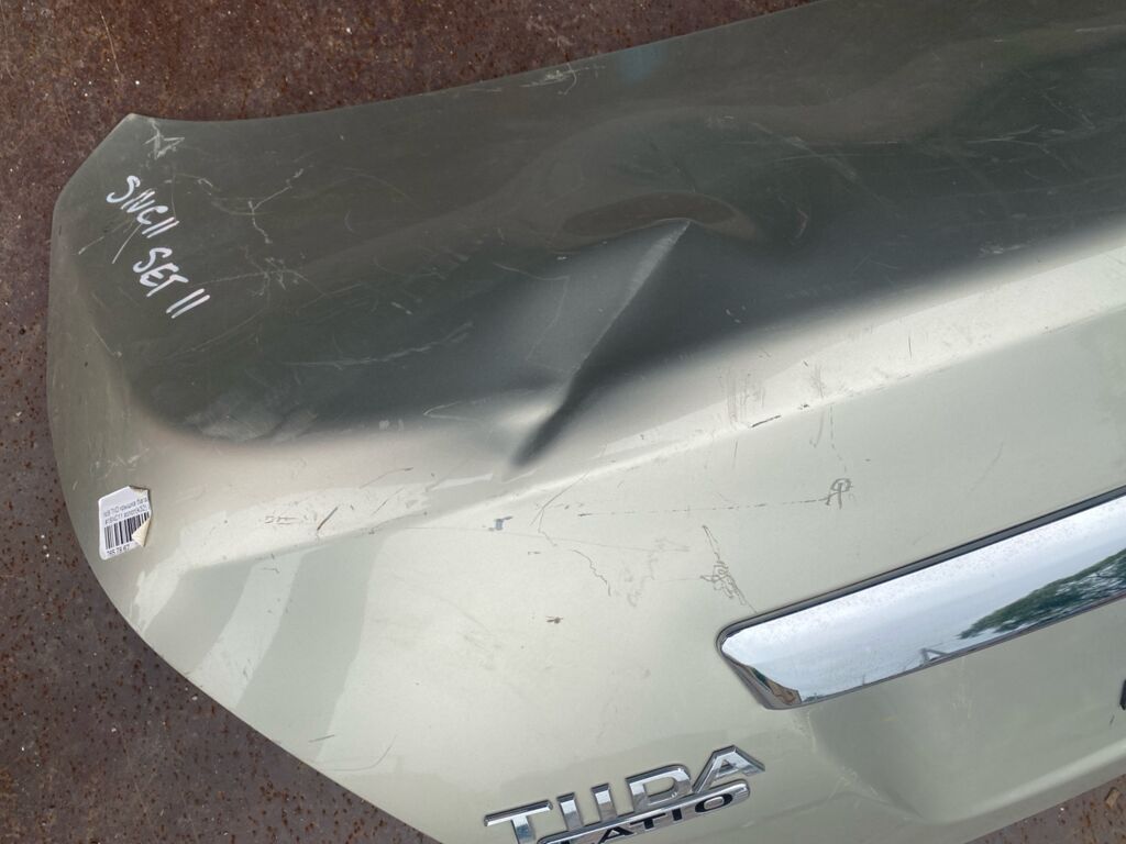 Крышка багажника на Nissan Tiida Latio SNC11 H4300ED4MM