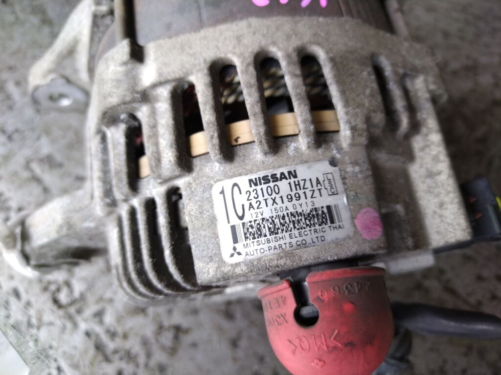 Генератор на Nissan March K13 HR12DE 23100-1HZ1A