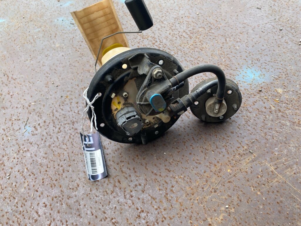 Бензонасос на Honda Stepwgn RF3 K20A Фото 3