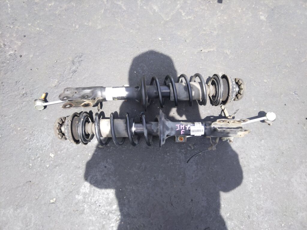 Стойка амортизатора на Honda N-Wgn JH1 S07A, Переднее расположение