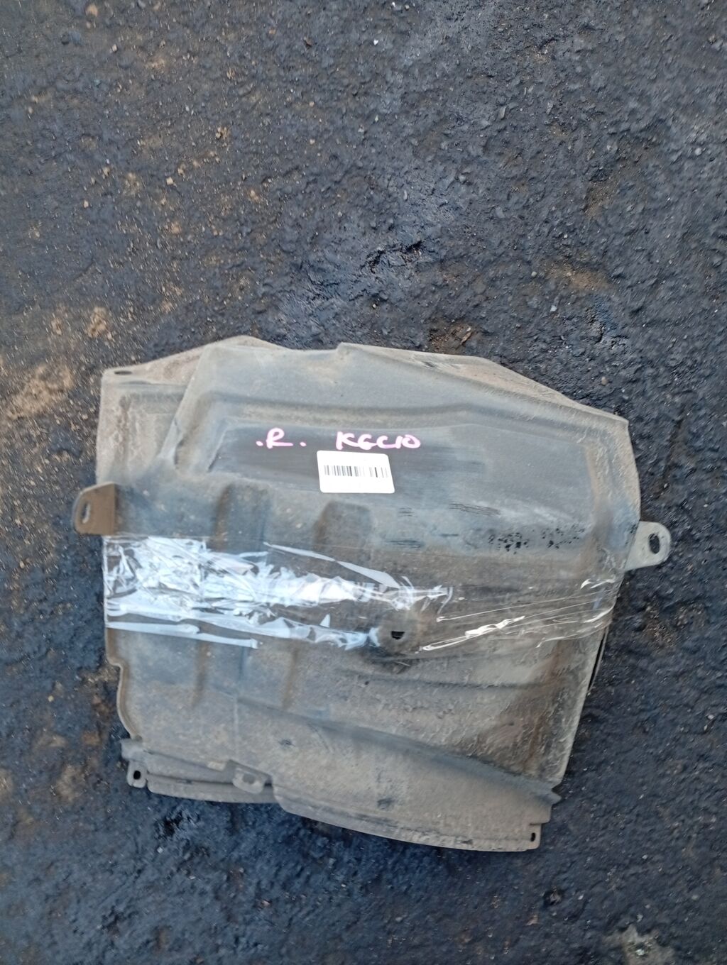 Подкрылок на Toyota Passo KGC10 1KR-FE 65637-B1010  65638-B1010, Заднее расположение