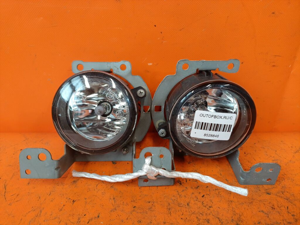 Туманка бамперная на Mitsubishi Mirage A05A 0894